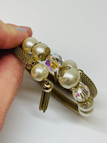 Gold Mesh Pearl Coil Bracelet Devil's Details